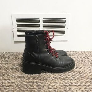 Black Sketcher Boots, similar to Doc Martens look